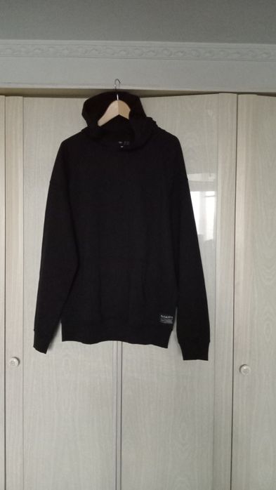 Женский худи .Новый.