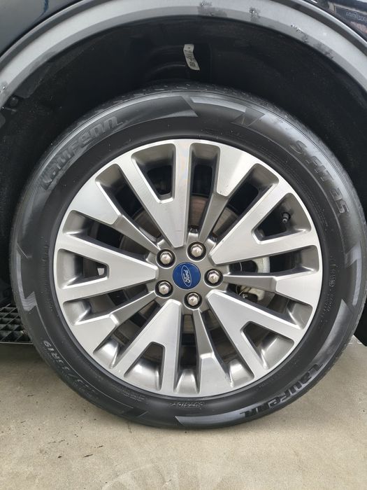 Ford escape 2021 Titanium