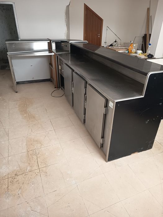 Balcão frigorífico para café bar