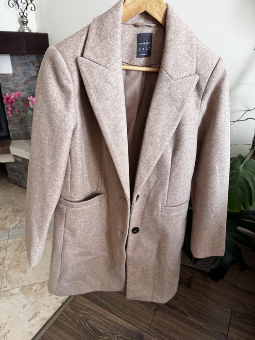 Пальто жіноче осінньо - весняне