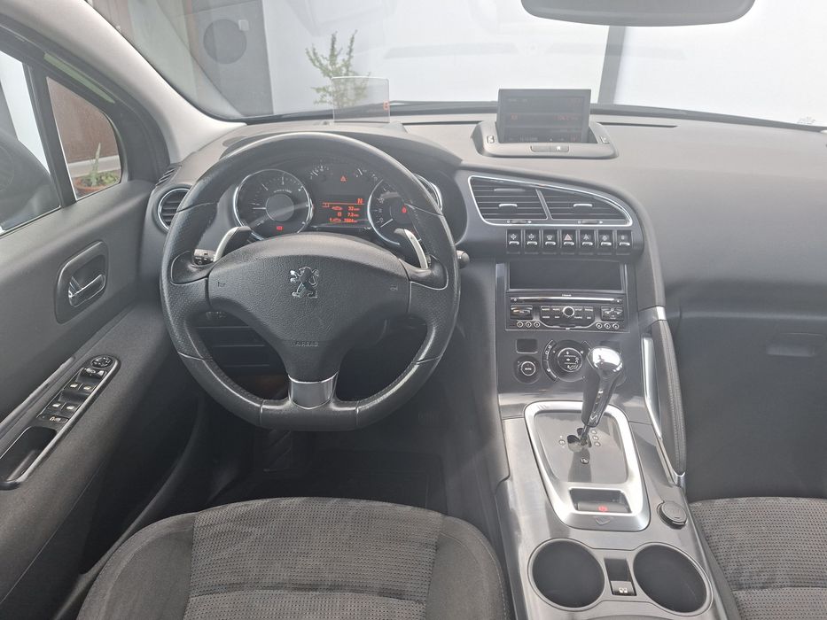 Peugeot 3008 HDI (caixa automática)