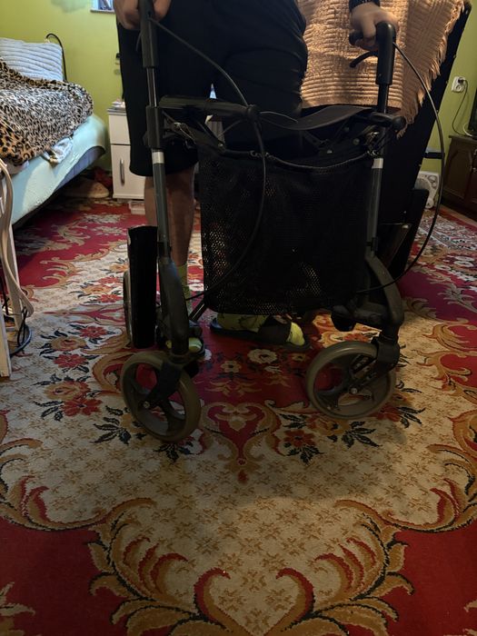 chodziki dla seniorów