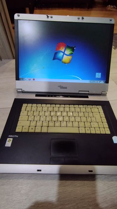 Ноутбук Fujitsu Siemens