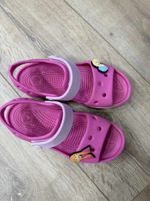 Сандалі, босоніжки Crocs c12 в чудовому стані (ельза, анна)