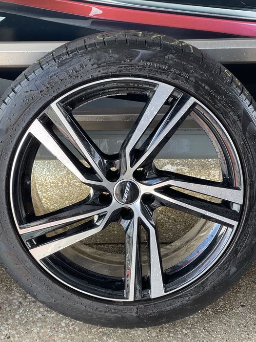 Koła Volvo xc60 20 cali opony pirelli P zero 255/45 R20 105 Y