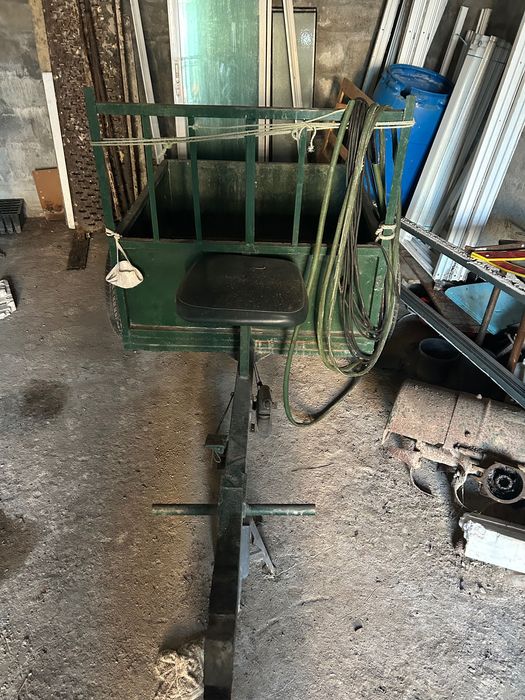 Vende-se Trator Goldoni