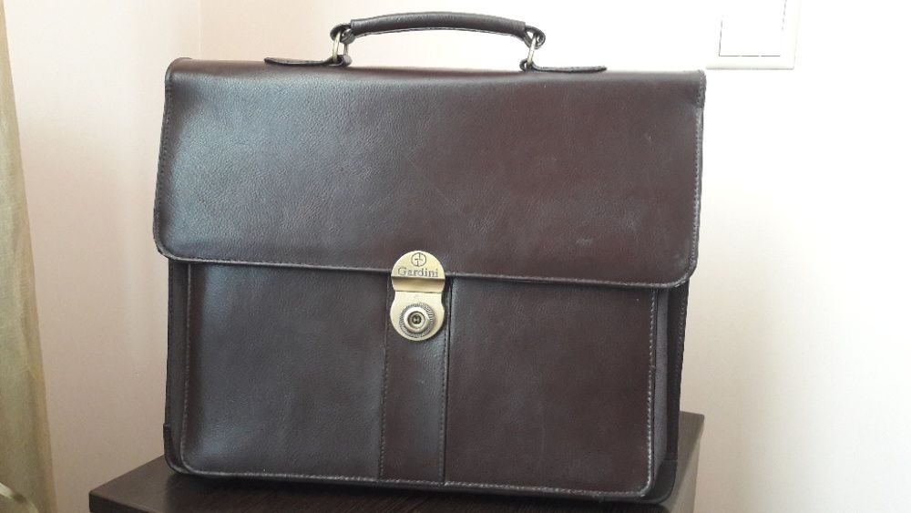 Портфель кожаный GARDINI