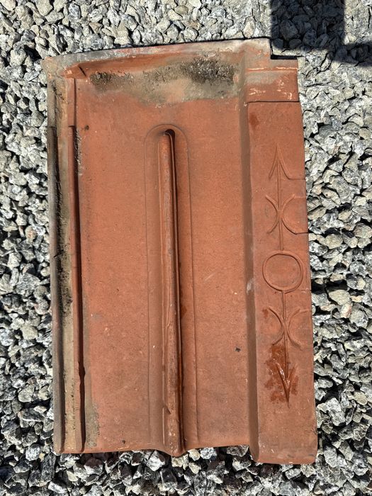 Telha Maraselha antiga