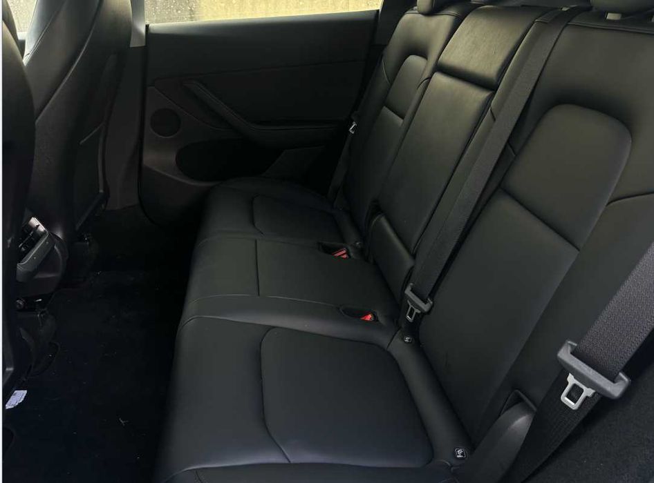 TESLA model Y de 2024/ carregamento da bateria a 100%  p. credito