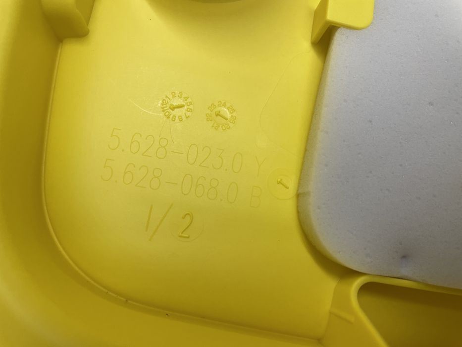 GORNA pokrywa Żółta Karcher Nowy Typ Wd 3  KWD 3