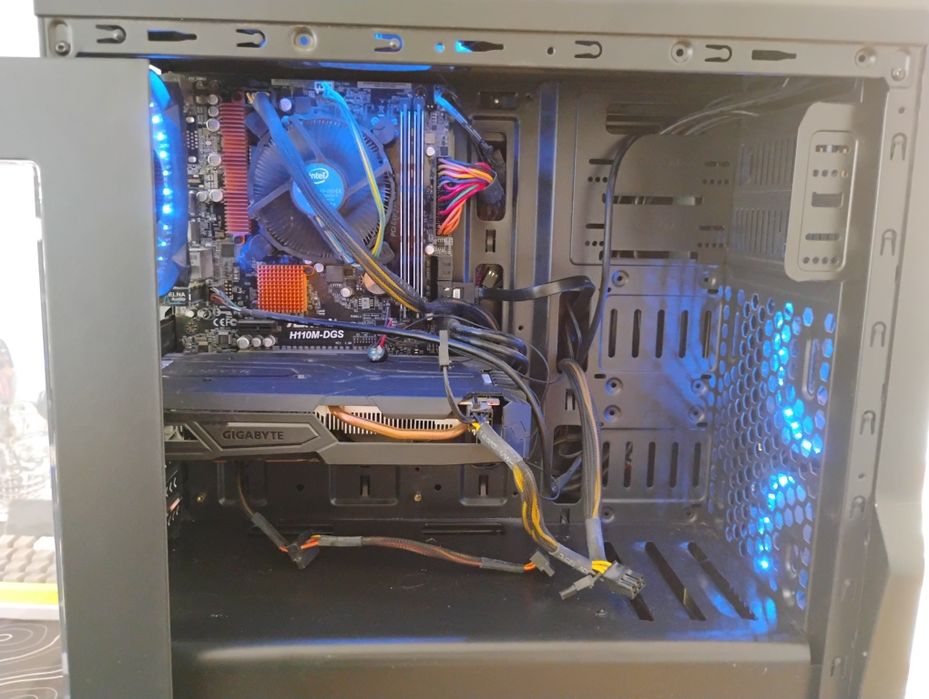 Sprzedam komputer 1050ti.