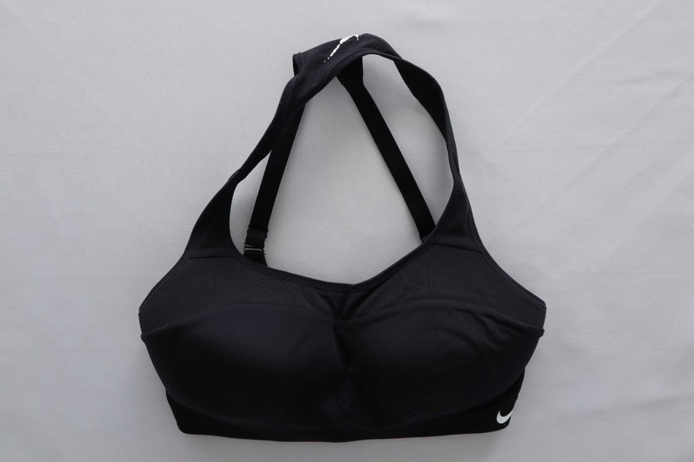 Sportowy biustonezh Nike ze skrzyżowanymi ramiączkami