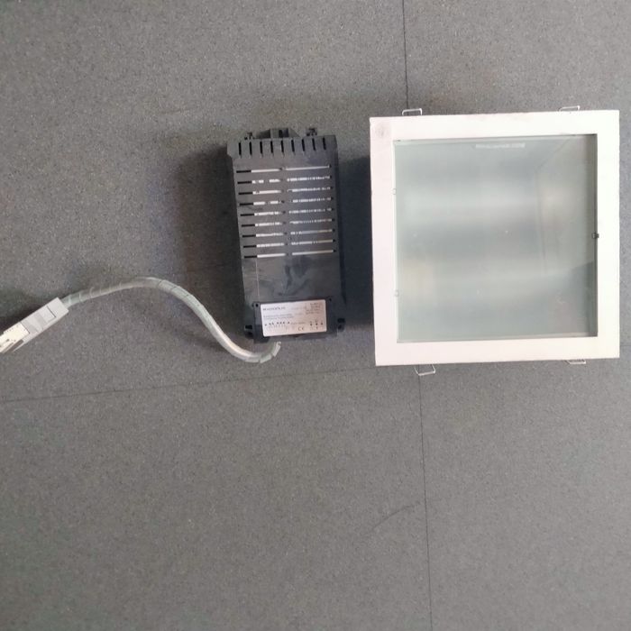Focos de tecto grandes