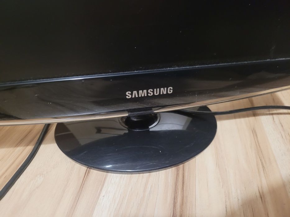 Monitor  komputer 18 5