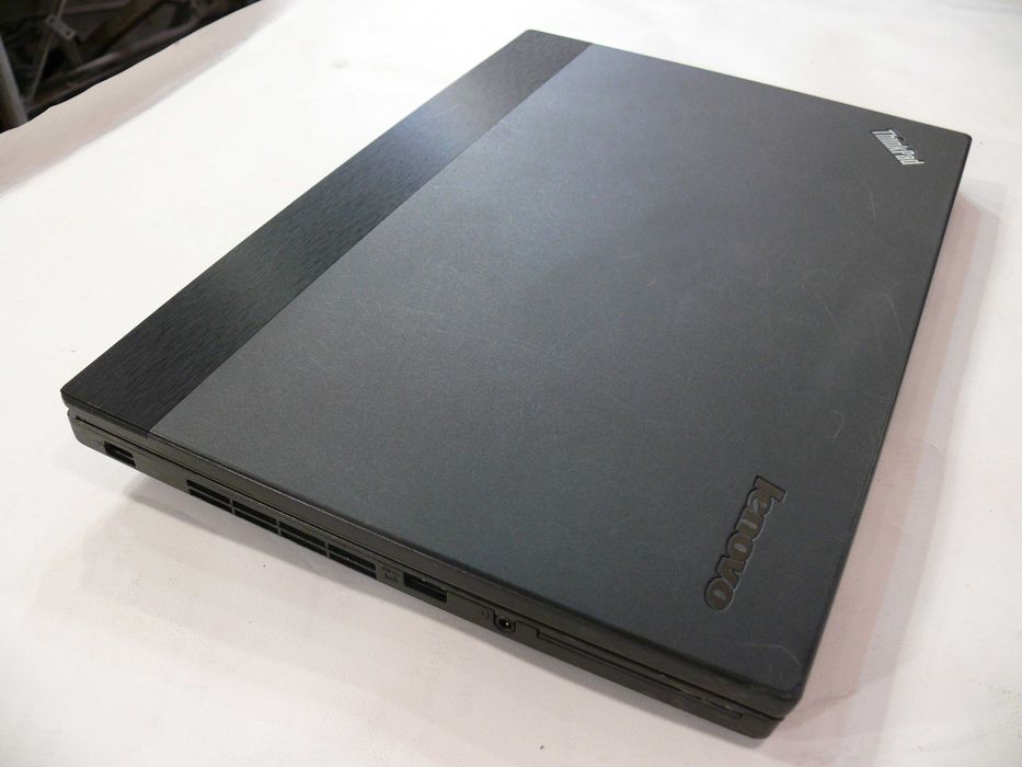 LENOVO L450, SSD256/8g ram, Core i5-4300U , bat. 71,4%.