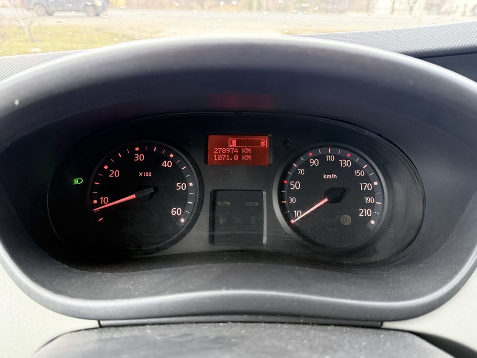 Продам Renault Trafic 2.0D 2011