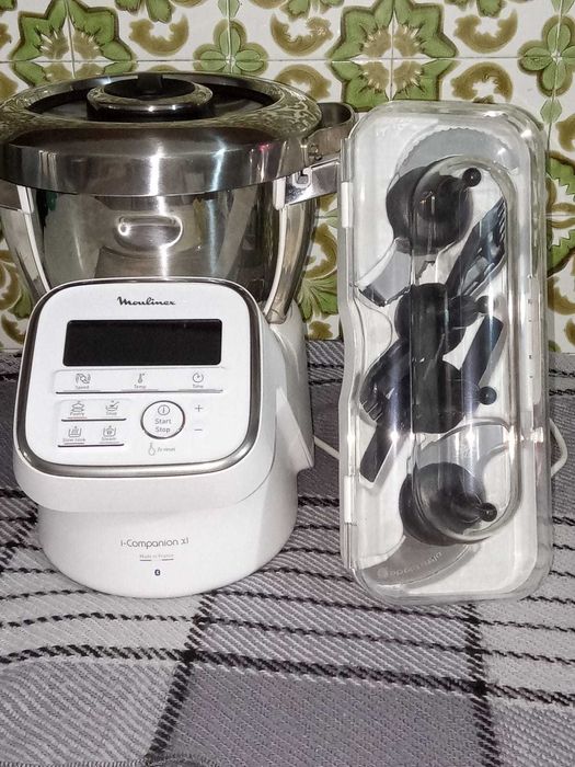 Robot de cozinha Moulinex NUNCA USADO