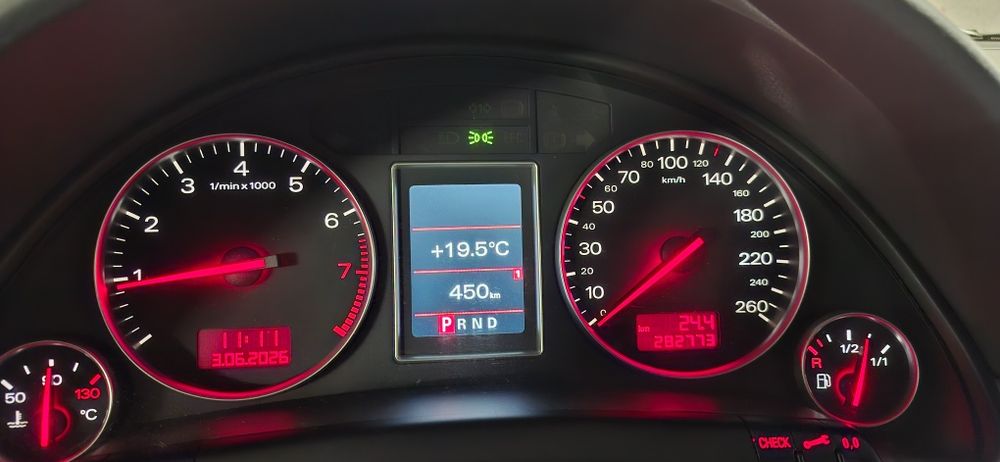 Audi # A4B6 GAZ #