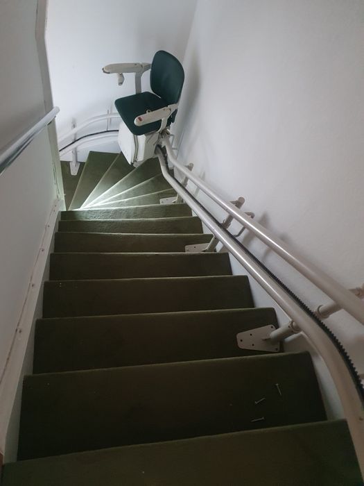 Winda krzesełko schodowe skrętne