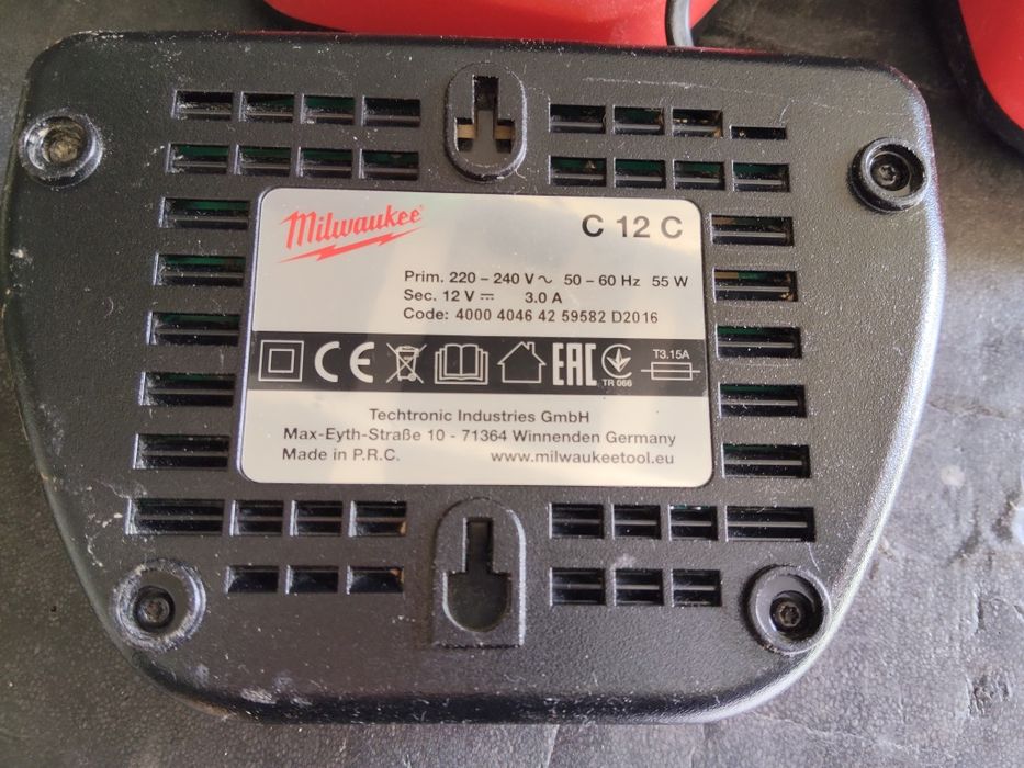 Carregadores de baterias Metabo/ Milwaukee/ Pecoll