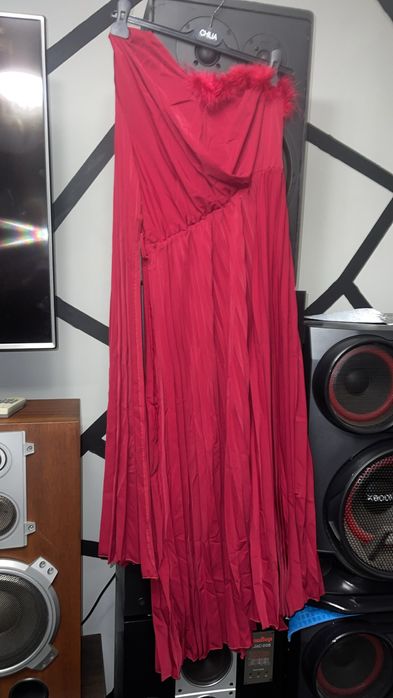 Жіноча сукня , колір бурдовий