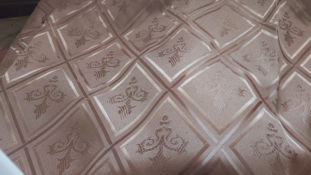 Продам шторы для окон.