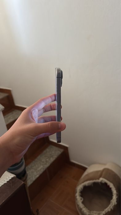 Iphone 14 azul bebe
