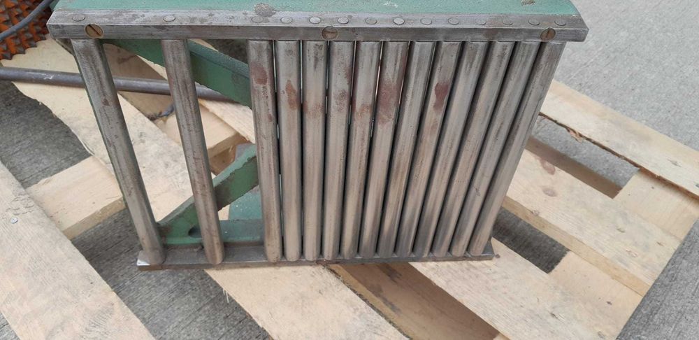 Posuw mechaniczny do piły rozdzielczej, taśmowej
