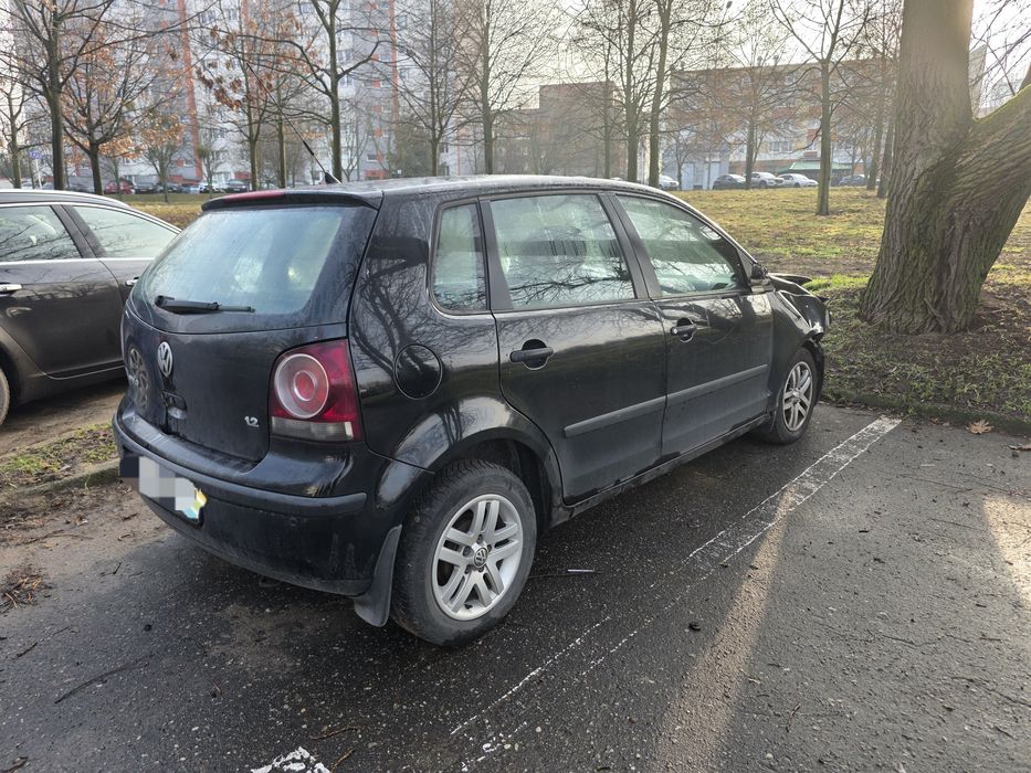 Polo 9n   lakier L041  silnik BZG skrzynia JUS