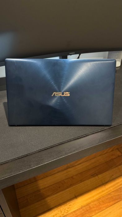 Asus Zenbook UX434FLC