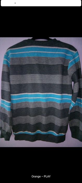 Sweter męski w serek
