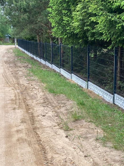 Montaż ogrodzeń kompleksowo panele, podmurówki, siatki, bramy, automatyka
