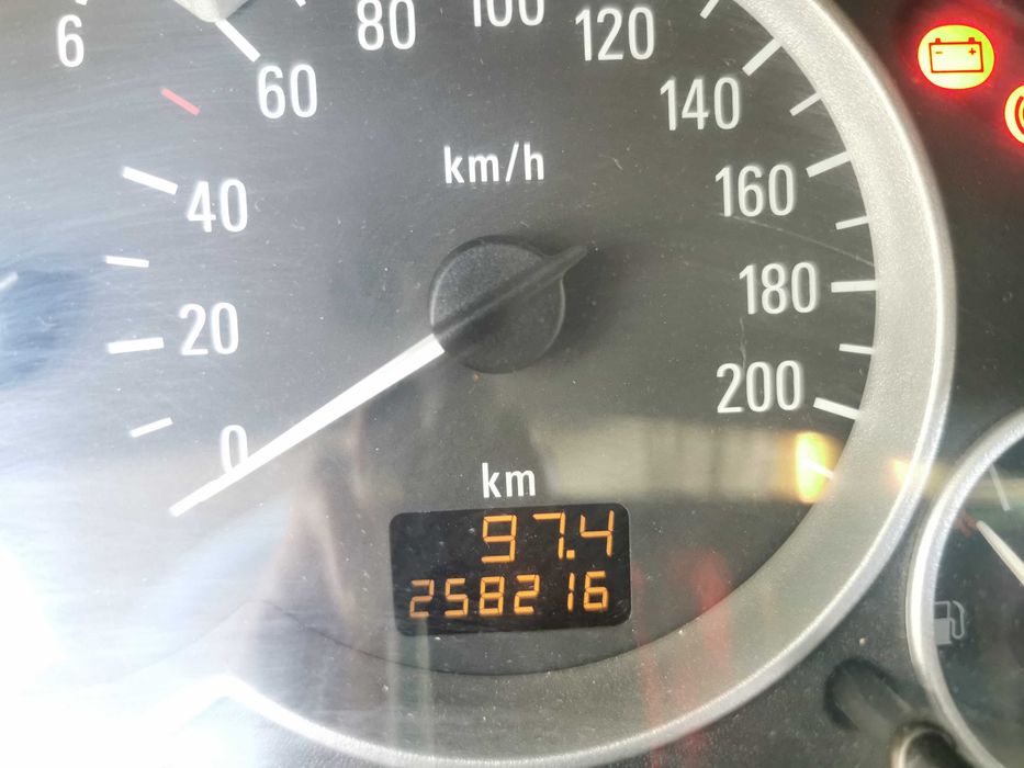 Opel corsa 1.7 dti