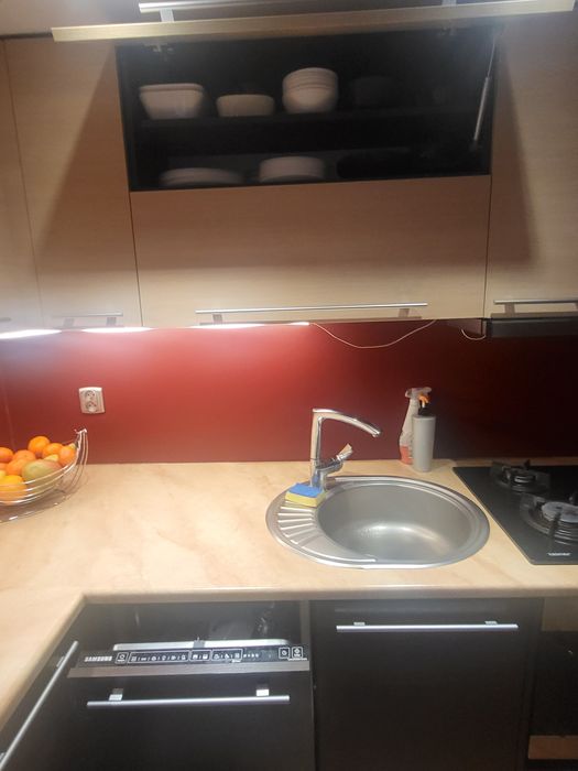 Meble kuchenne narożne z AGD – zlew, płyta gazowa, piekarnik  gratis