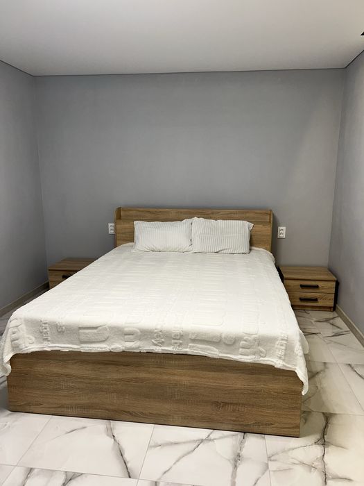 Здається 2-ох кімнатна квартира у центрі Міжгірʼя