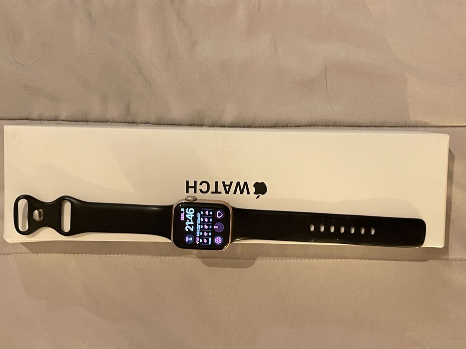 Watch Apple Se!!