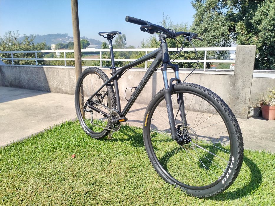 Bicicleta GT Karakoram 4.0 Aro 29 T M