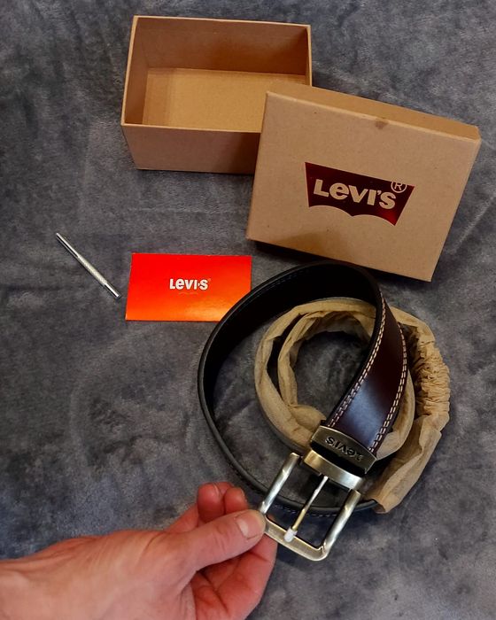 Pasek męski Levis w ozdobnymi pudełku