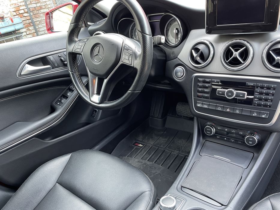 Мерседес GLA 250