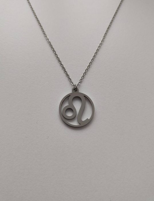 Naszyjnik łańcuszek stal nierdzewna srebrna znak zodiaku lew 45 cm