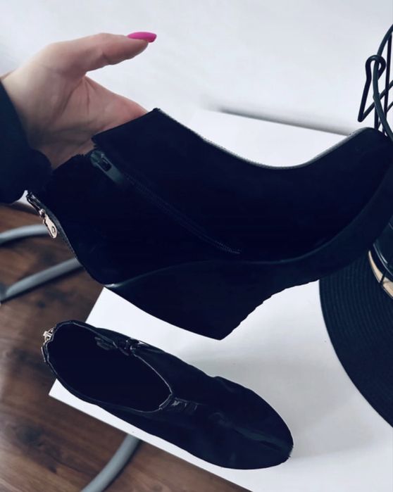 Buty na koturnie 37