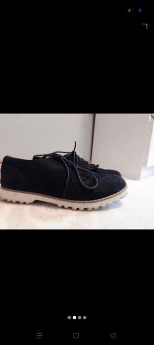 Buty damskie sznurowane