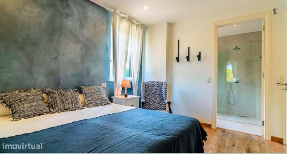 Quarto - localizado em Sintra Lisbon