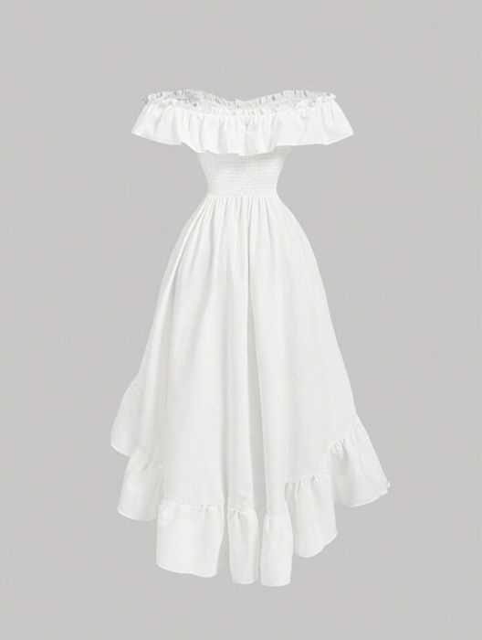 Сукня з відкритими плечима.