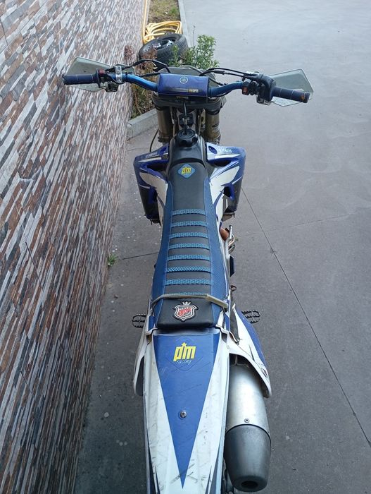 Yamaha YZF 250 matrículada