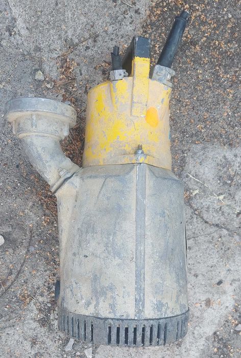 Zatapiana pompa do wody brudnej / pompa budowlana Atlas Copco WEDA D10N