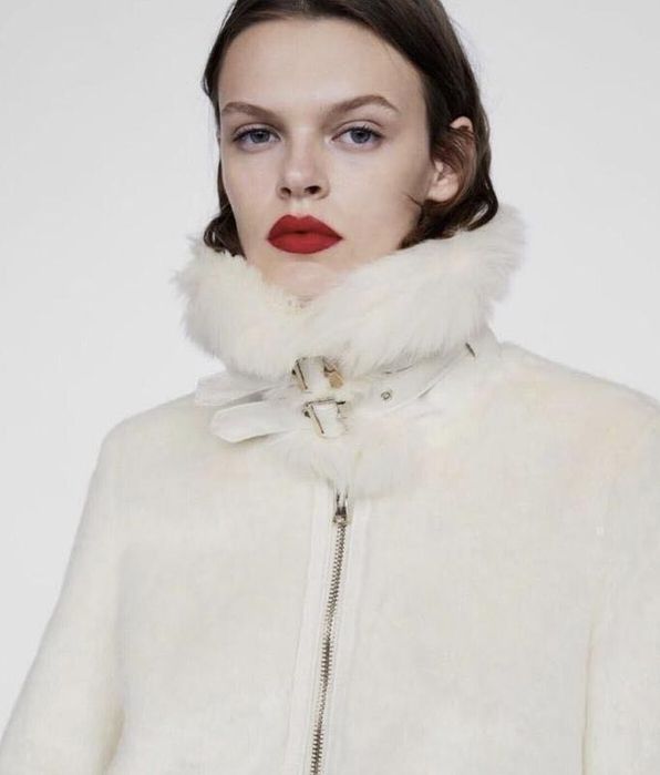 Біла шубка косуха штучне хутро дублянка молочна zara