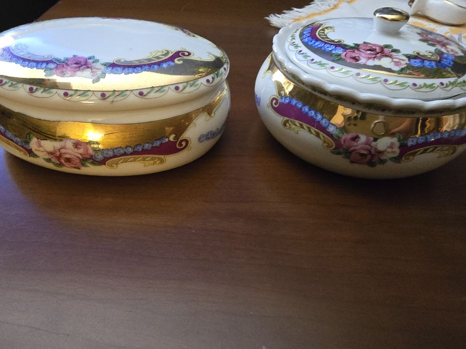 Selling two Limoges porcelain pieces