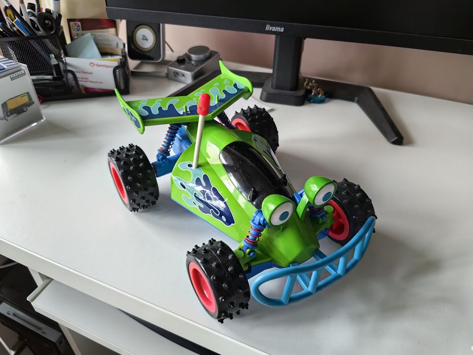 Toy Story Auto zdalnie sterowane - duże 30 cm