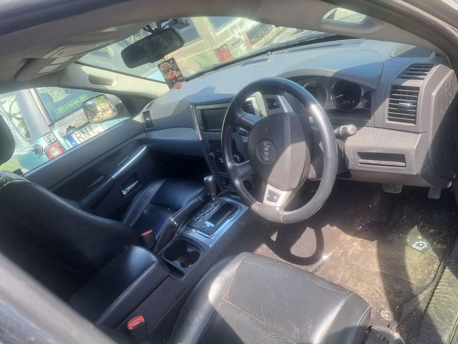 Jeep Grand Cherokee WK 3.0 CRD 05-10 Фара права ліва
Фара права або лі
